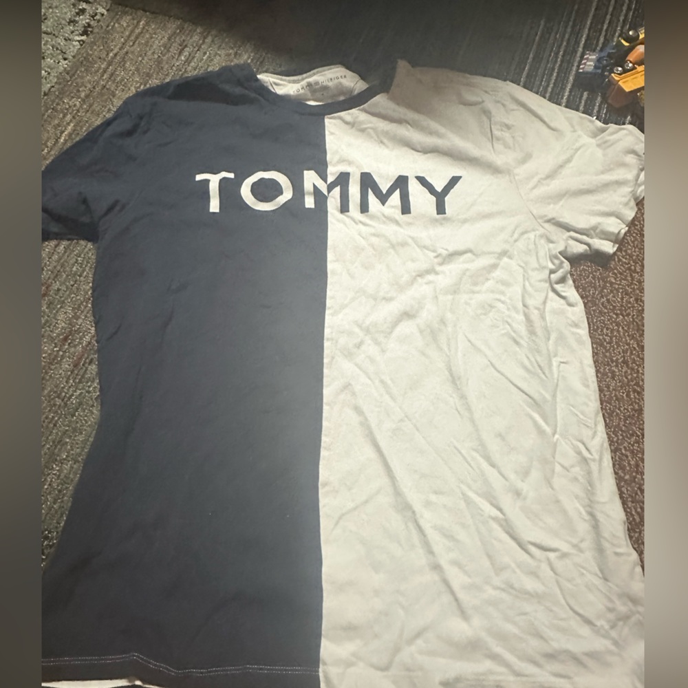 Tommy Hilfiger graphic t-shirt men’s